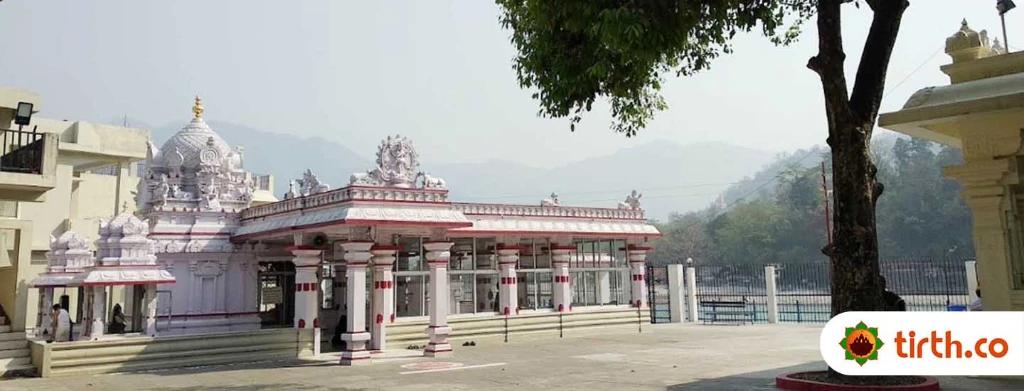 Swami Dayananda Ashram-mahadev-temple-cover